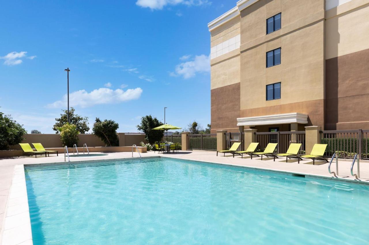 Springhill Hotel
