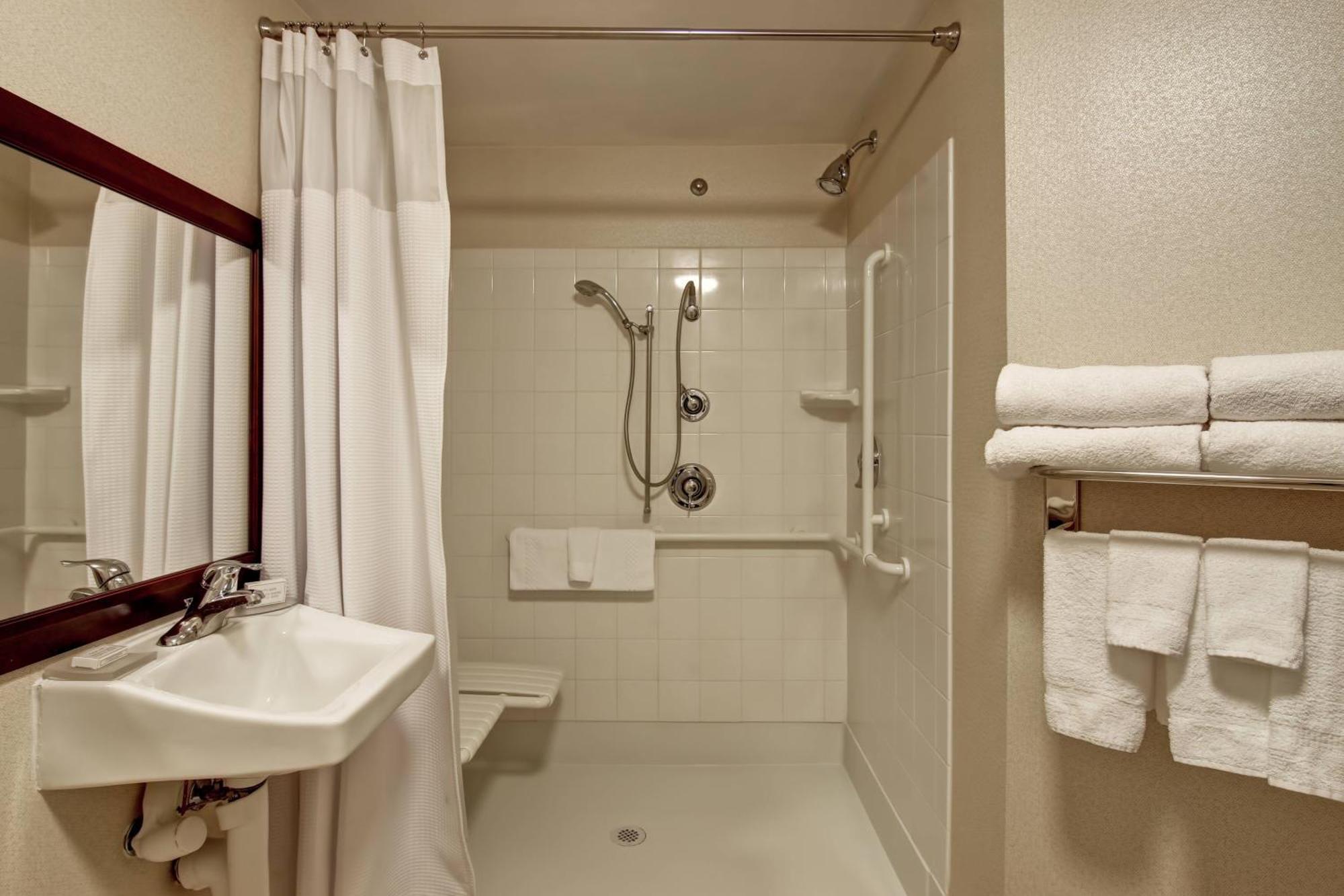 Springhill 3* Fresno