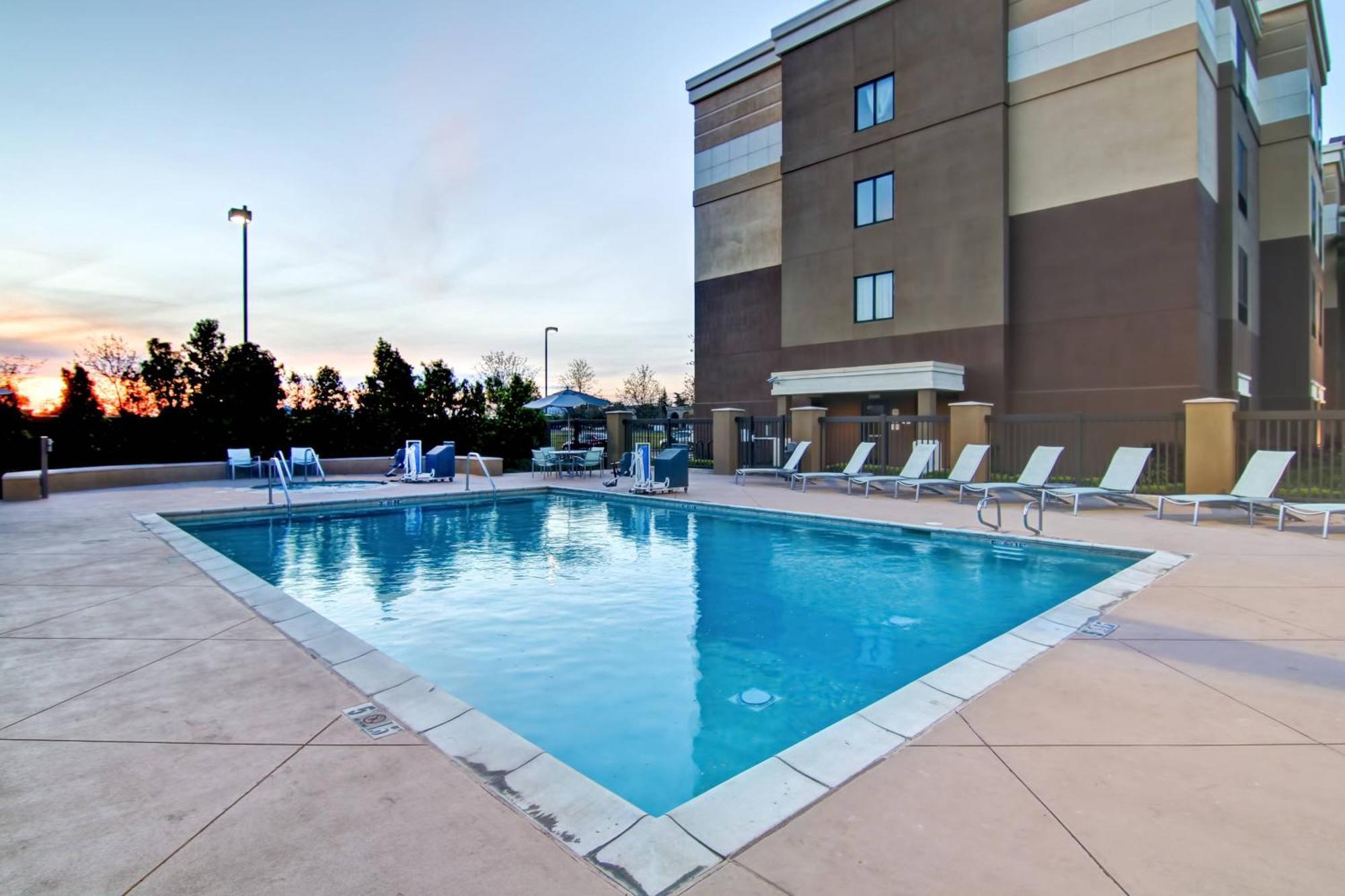 Springhill Hotel